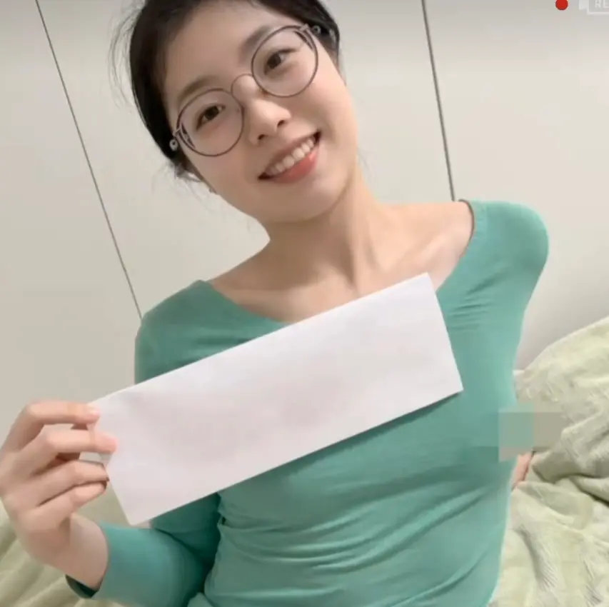 《秦嘉妮/秦嘉倪》全系列1080P无删减在线观看-秦嘉妮青筋女王反差素人合集-邯郸眼镜妹生活视频HD高清免费播放-秦嘉倪作品全收录