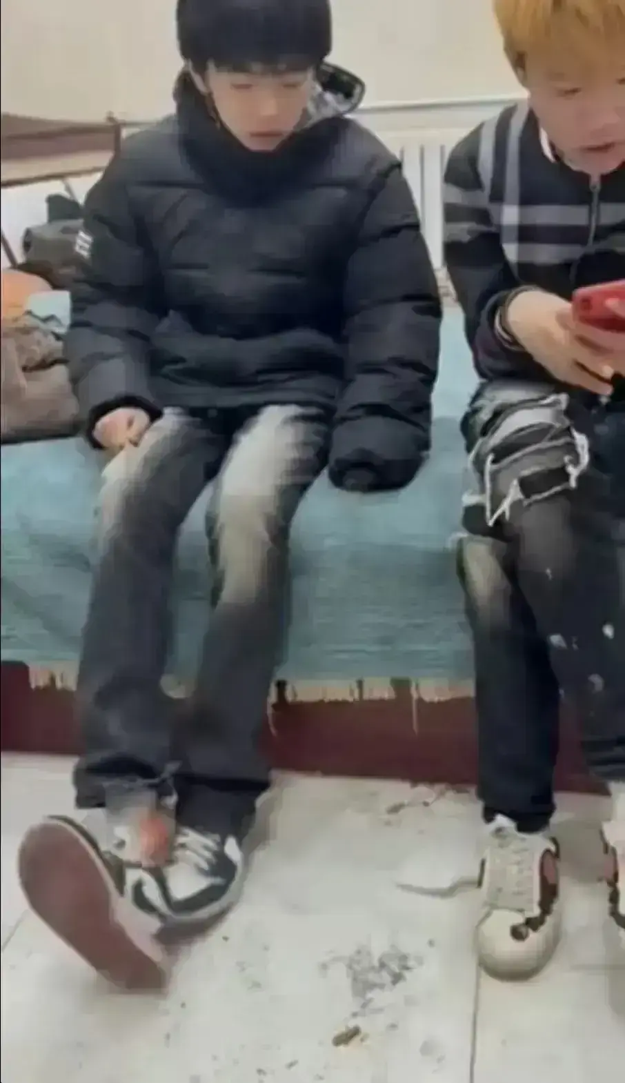 《轻奢小子和美式 boy》未删减完整版免费观看-高清黑料原视频在线播放-《轻奢小子和美式 boy》全集无广告